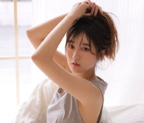 小孩从医院刚回来就发烧（孩子刚从医院回来又烧了一晚上,需要继续去医院么?）