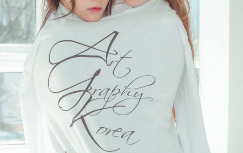 卵泡腔存在于（卵泡在卵巢里）